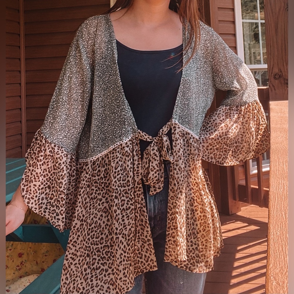 Kori america cheetah kimono